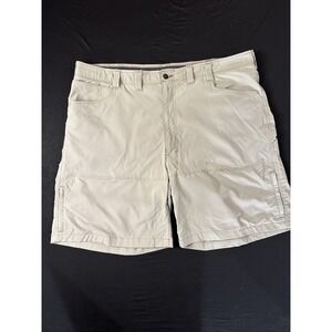 WRANGLER Cargo Shorts Size 44 Khaki Stretch Utility Pocket Hiking Outdoor